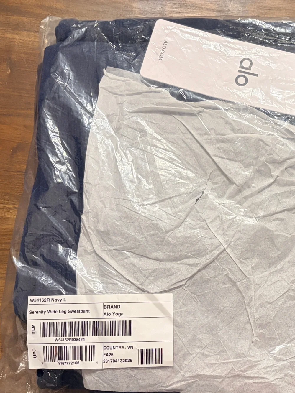 ALO Yoga brand new
